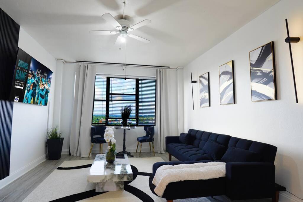 Luxury Skyrise Condo Downtown Jax 잭슨빌 외부 사진