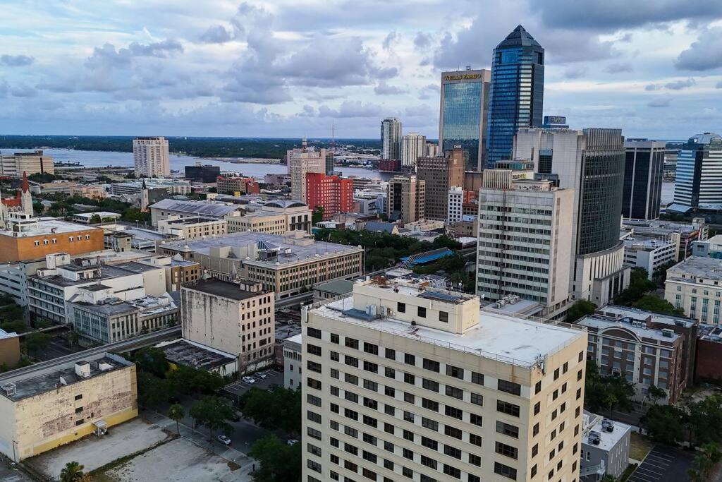 Luxury Skyrise Condo Downtown Jax 잭슨빌 외부 사진