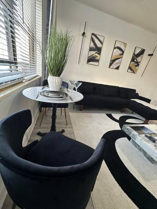 Luxury Skyrise Condo Downtown Jax 잭슨빌 외부 사진