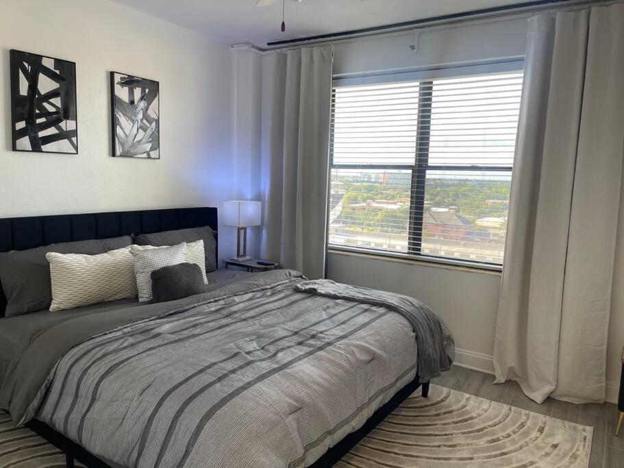 Luxury Skyrise Condo Downtown Jax 잭슨빌 외부 사진