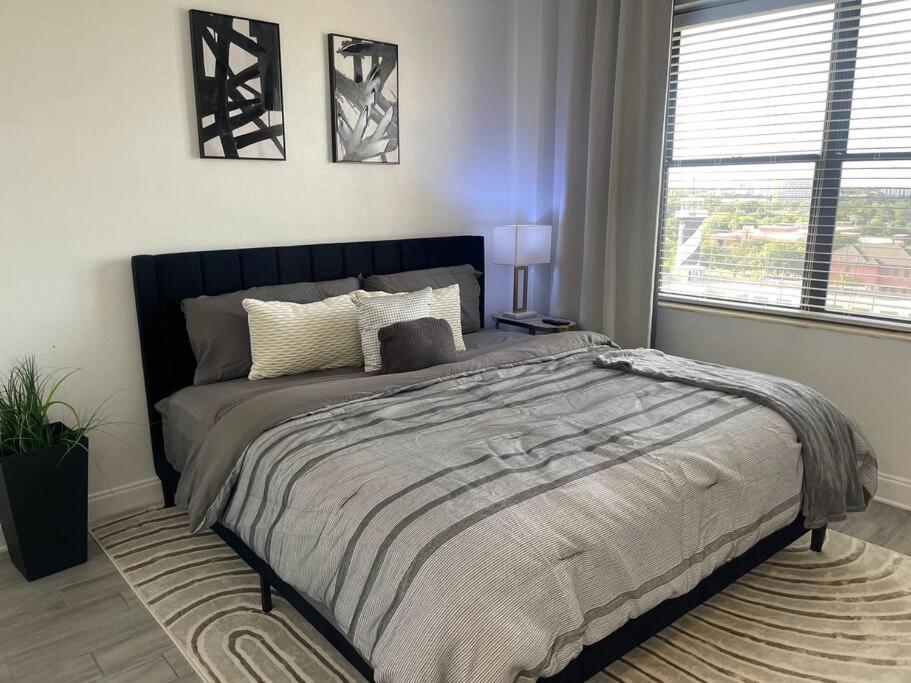 Luxury Skyrise Condo Downtown Jax 잭슨빌 외부 사진